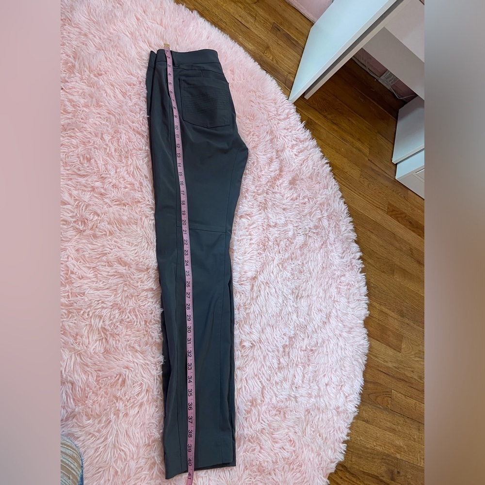 Lululemon pants - Picture 6 of 10